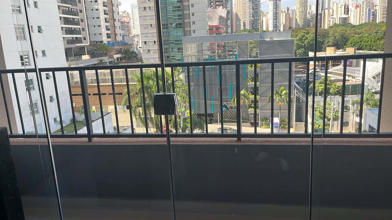 Imóvel para aluguel possui 68 metros quadrados com 2 quartos em Setor Bueno - Goiânia - GO