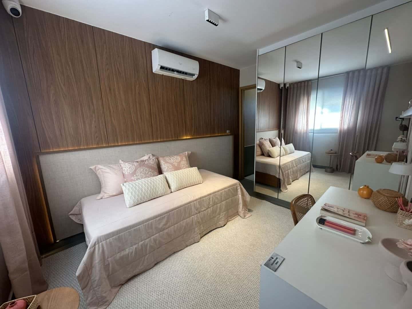 Sobrado com 3 dormitórios à venda, 182 m² por R$ 1.477.000 - Jardins Berlim - Senador Canedo/GO