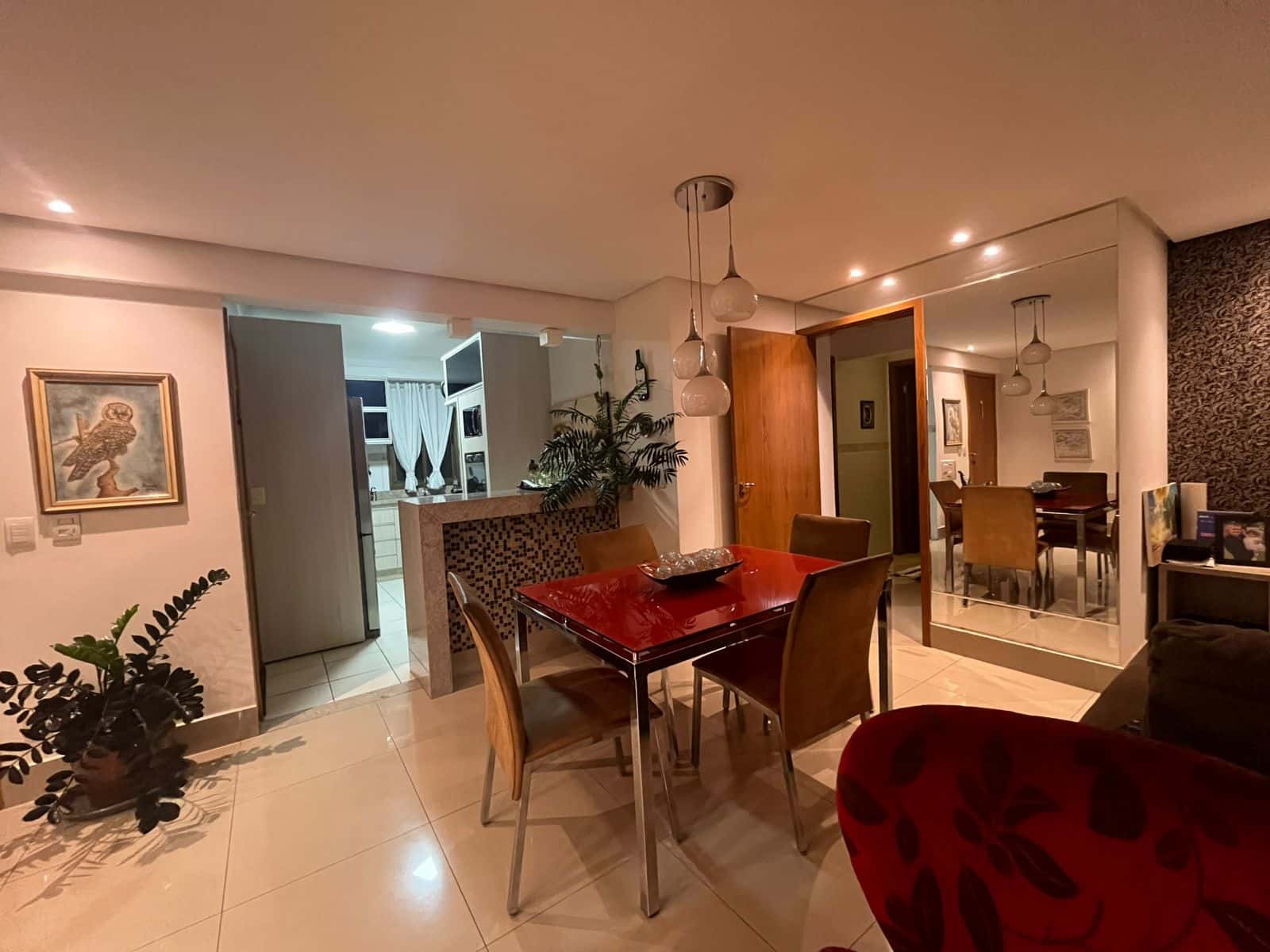 Apartamento para aluguel tem 90 m² com 2 quartos em Setor Bueno - Goiânia - GO