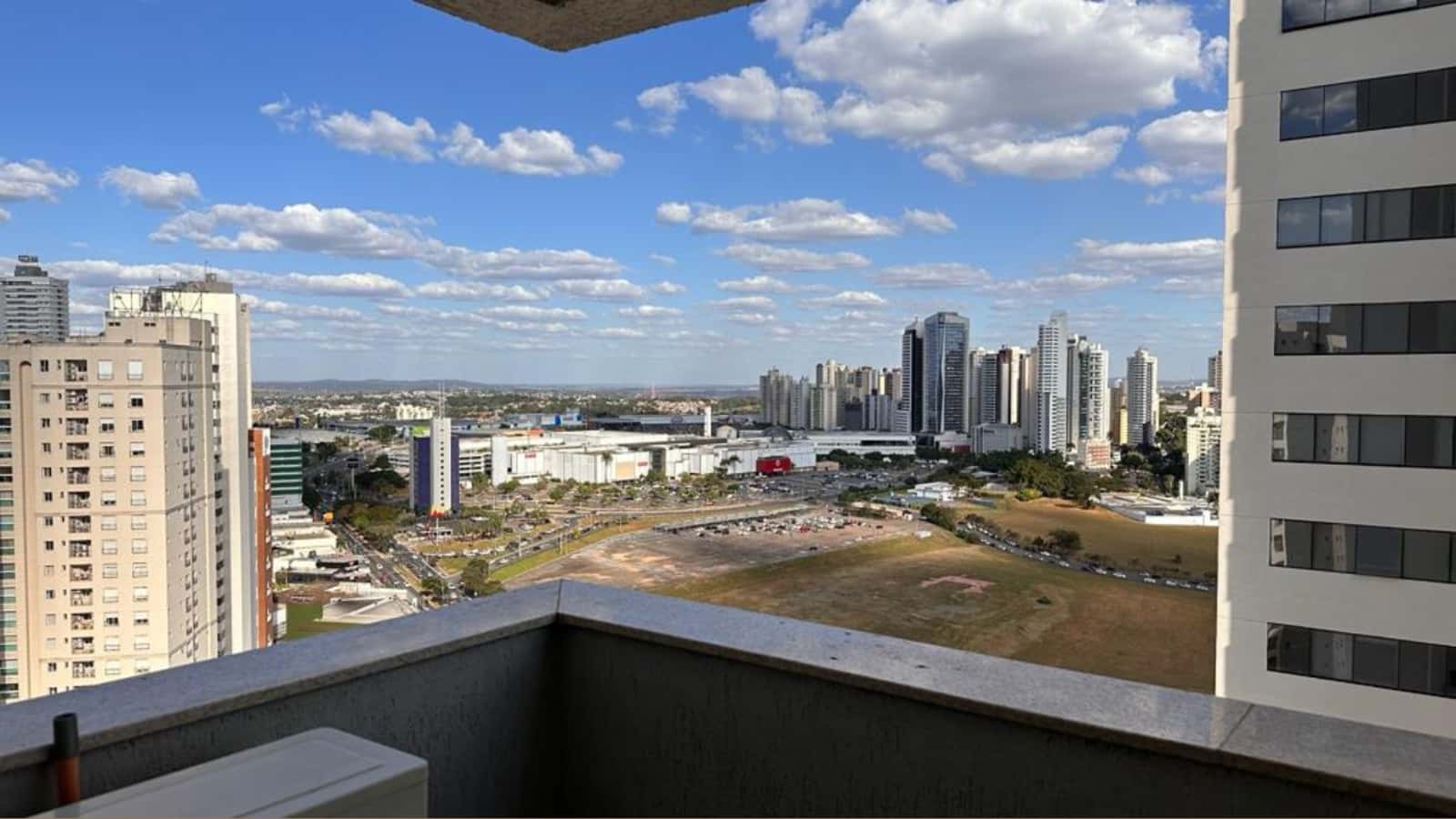 Flat para aluguel tem 40 metros quadrados com 1 quarto em Jardim Goiás - Goiânia - GO