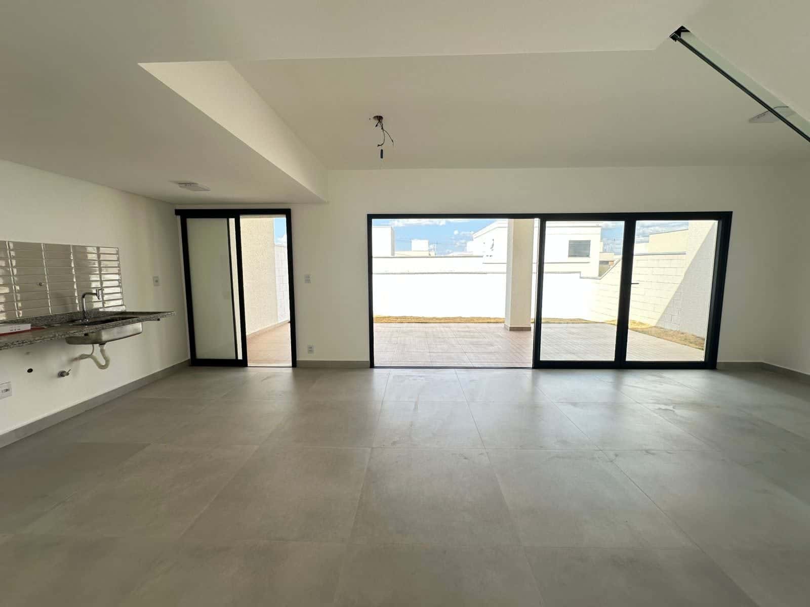 Sobrado à venda, Residencial Jardins Lyon, Aparecida de Goiânia, GO