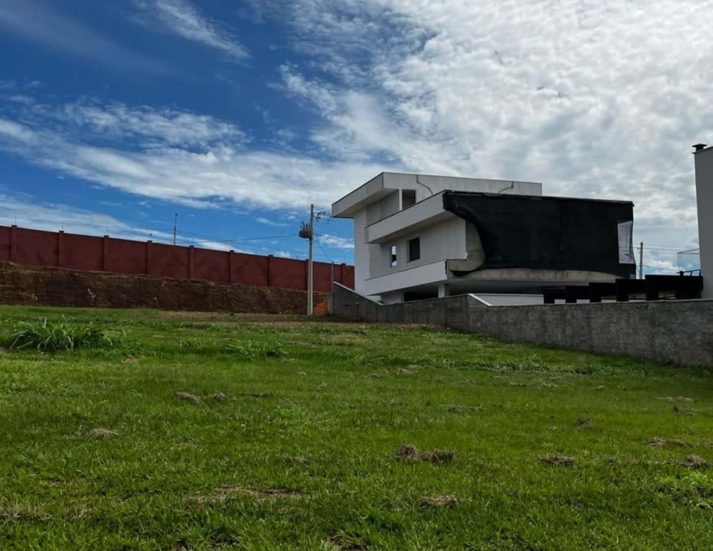Terreno à venda, 300 m² por R$ 279.000,00 - Jardins Barcelona - Senador Canedo/GO