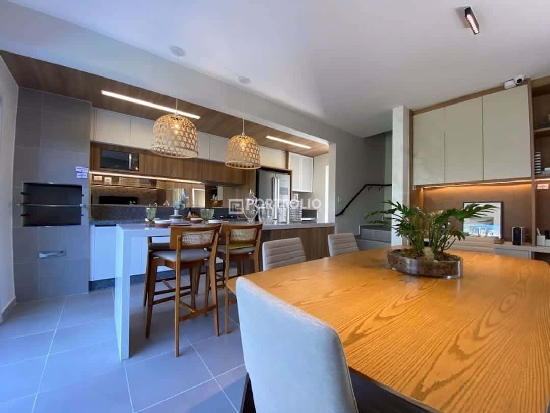 Sobrado Residencial à venda, Jardim Sonho Verde, Pires do Rio - SO0357.