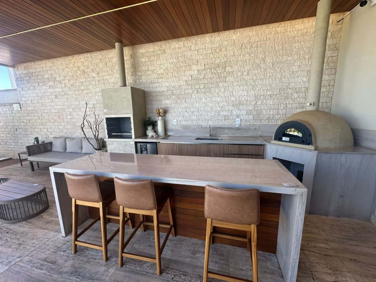 Sobrado com 3 dormitórios à venda, 182 m² por R$ 1.477.000 - Jardins Berlim - Senador Canedo/GO
