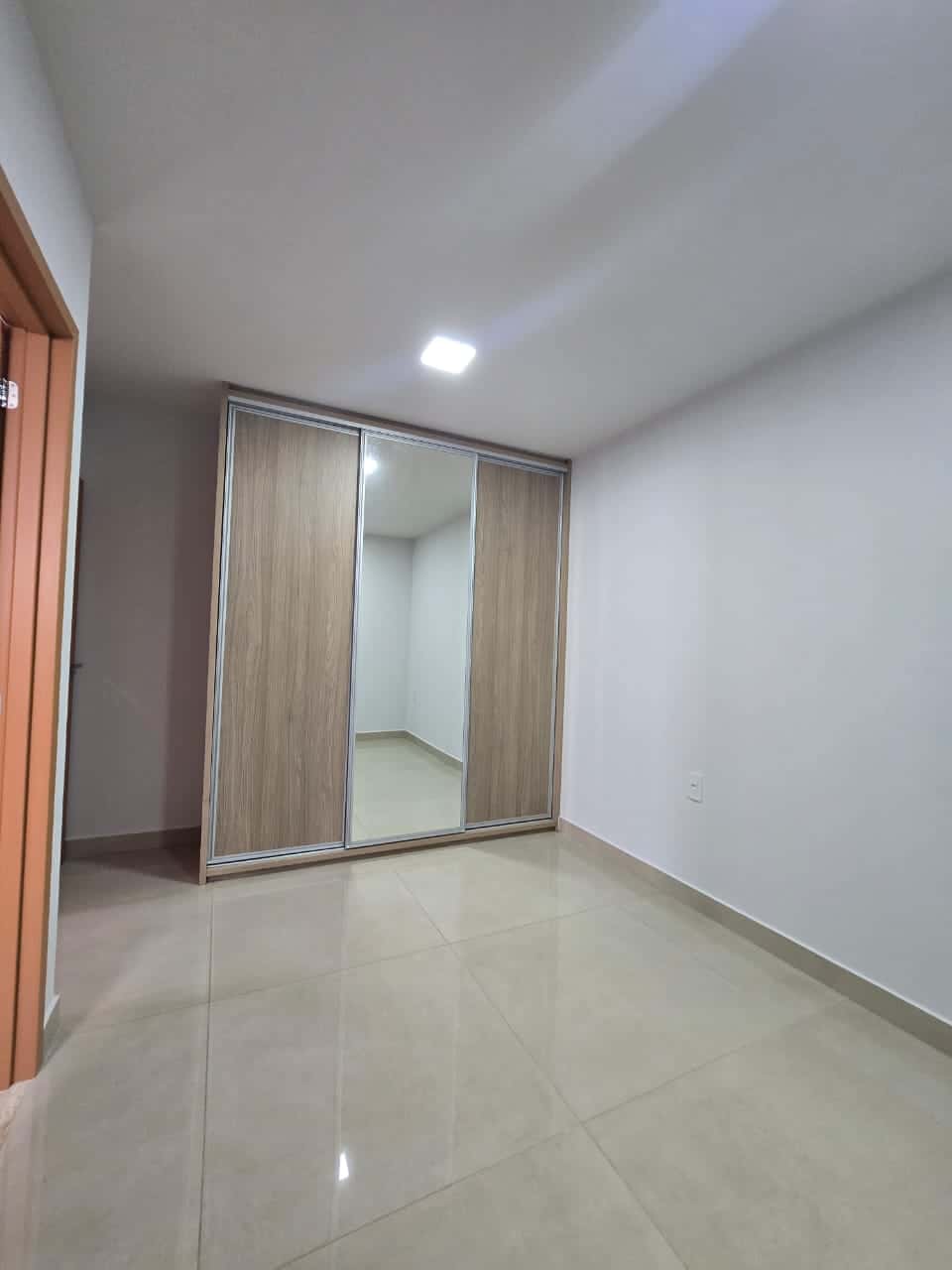 Apartamento para locação com 68 m²– Edifício Vaca Brava 53 📍 Setor Bueno - GO