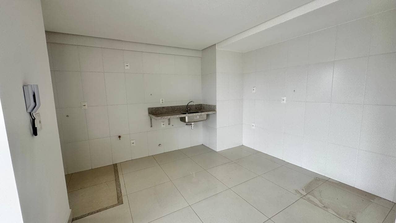 Apartamento à venda no Setor Coimbra, Andar Alto, 3 suítes plenas, 96,66m², Goiânia