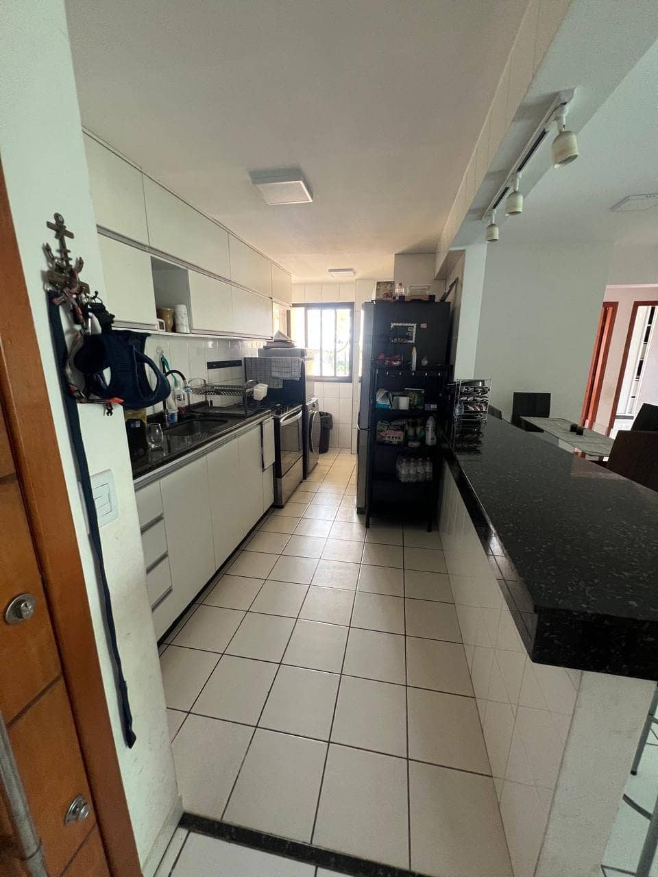 Apartamento à venda no Setor Bueno com 82m², 2 vagas paralelas, Goiânia