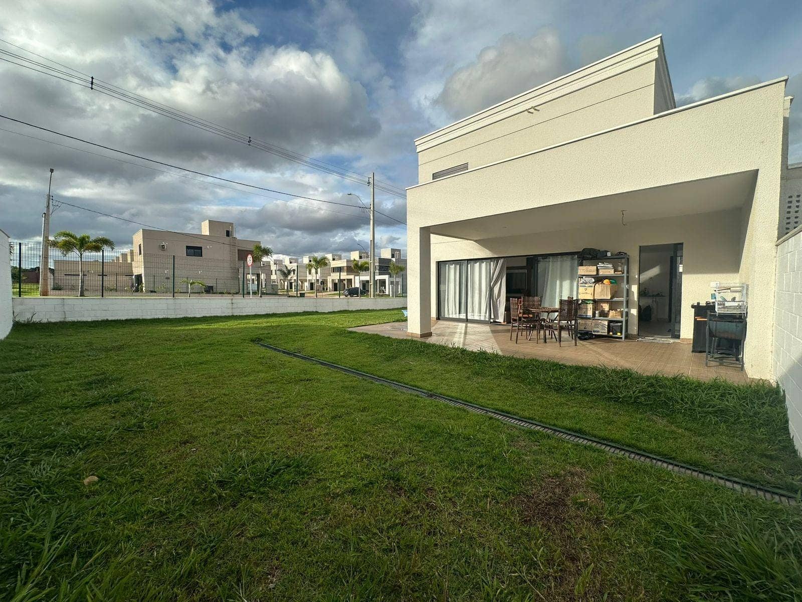 Sobrado à venda, Residencial Jardins Lyon, Aparecida de Goiânia, GO