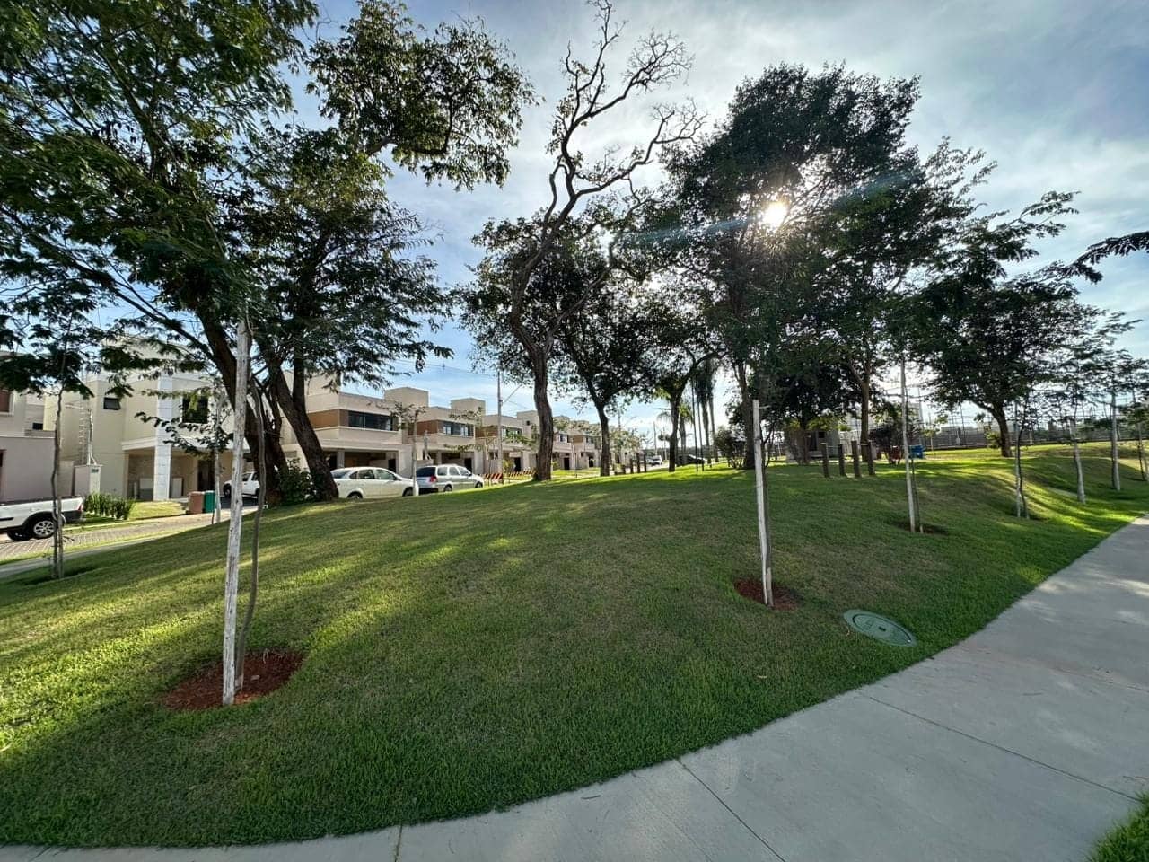 Sobrado com 4 dormitórios à venda, 181 m² por R$ 1.223.000,00 - Conjunto Residencial Storil - Aparecida de Goiânia/GO