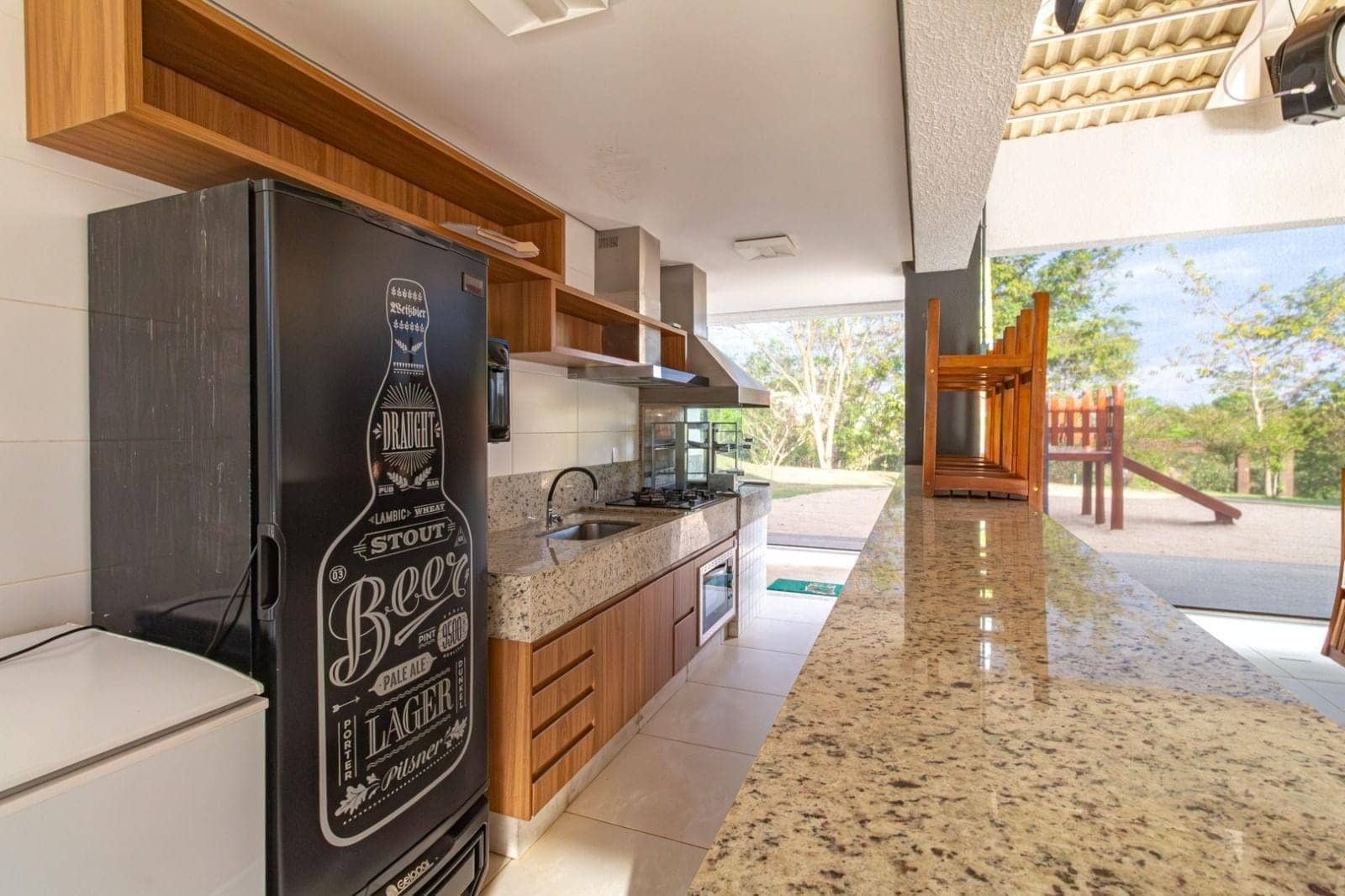 Lote à venda no Jardins Nápoles com 364,66m², Condomínio fechado, Goiânia