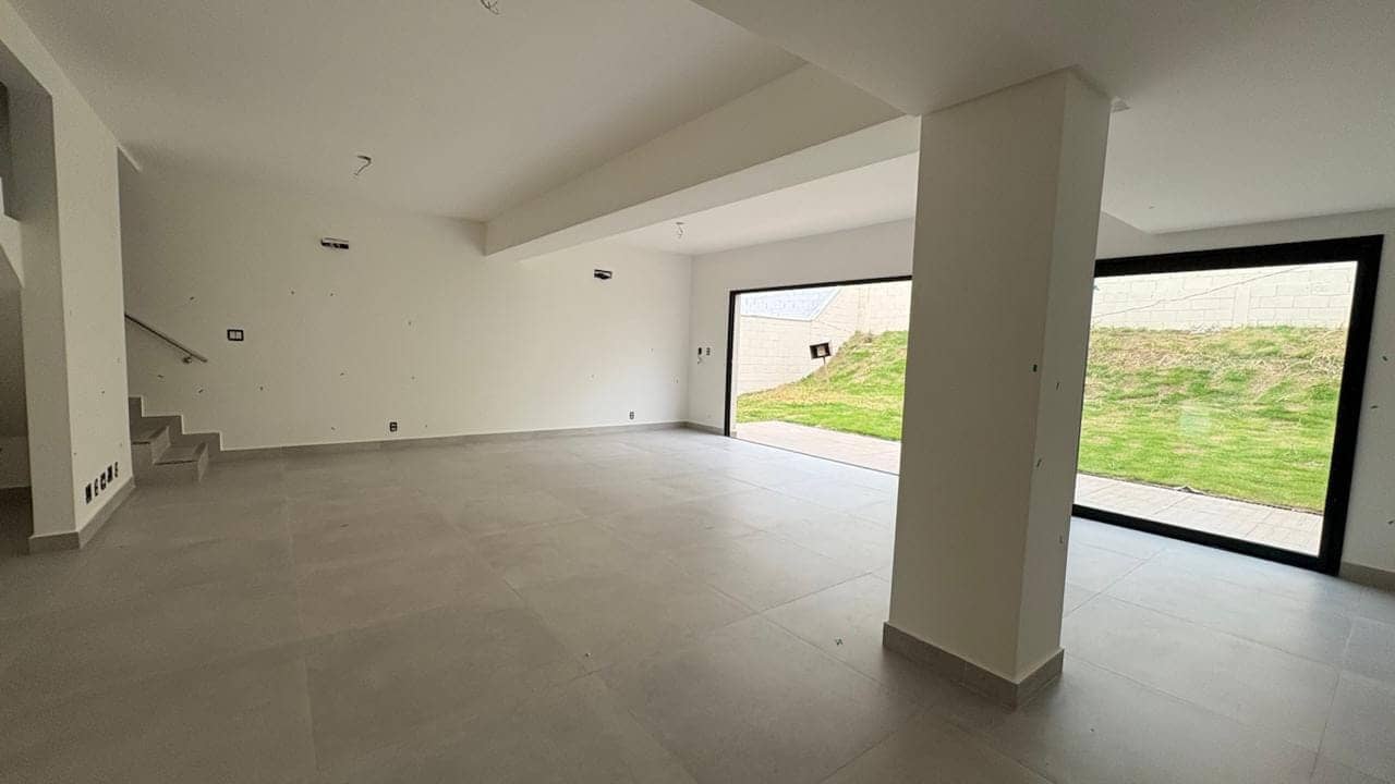 Sobrado à venda, Residencial Jardins Lyon, Aparecida de Goiânia, GO