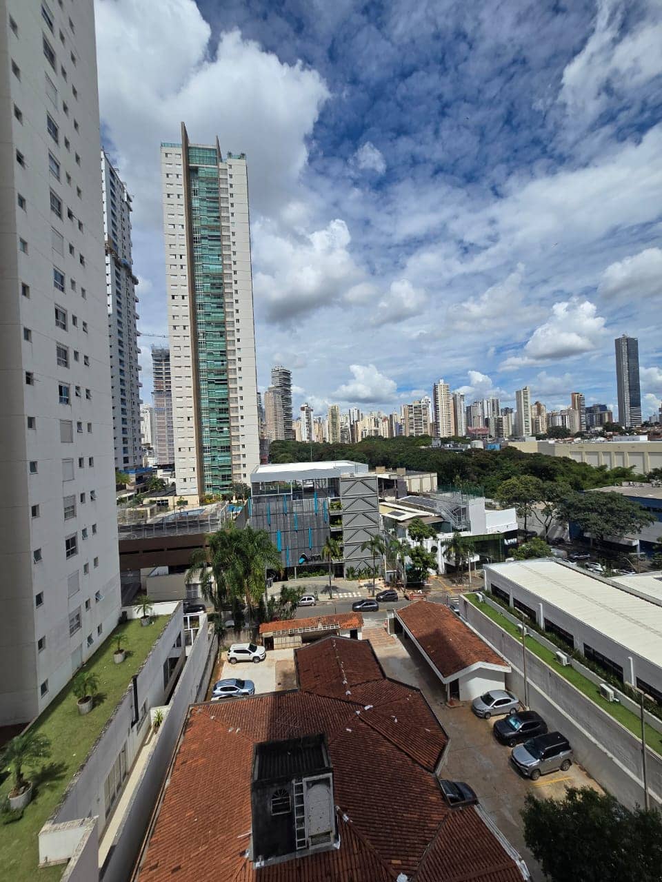 Apartamento para locação com 68 m²– Edifício Vaca Brava 53 📍 Setor Bueno - GO