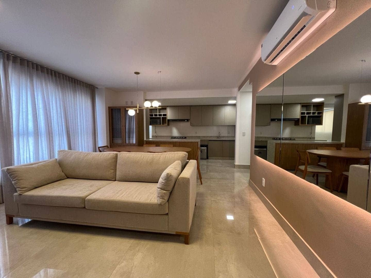 Apartamento com 3 dormitórios à venda, 117 m² por R$ 1.370.000,00 - Setor Marista - Goiânia/GO