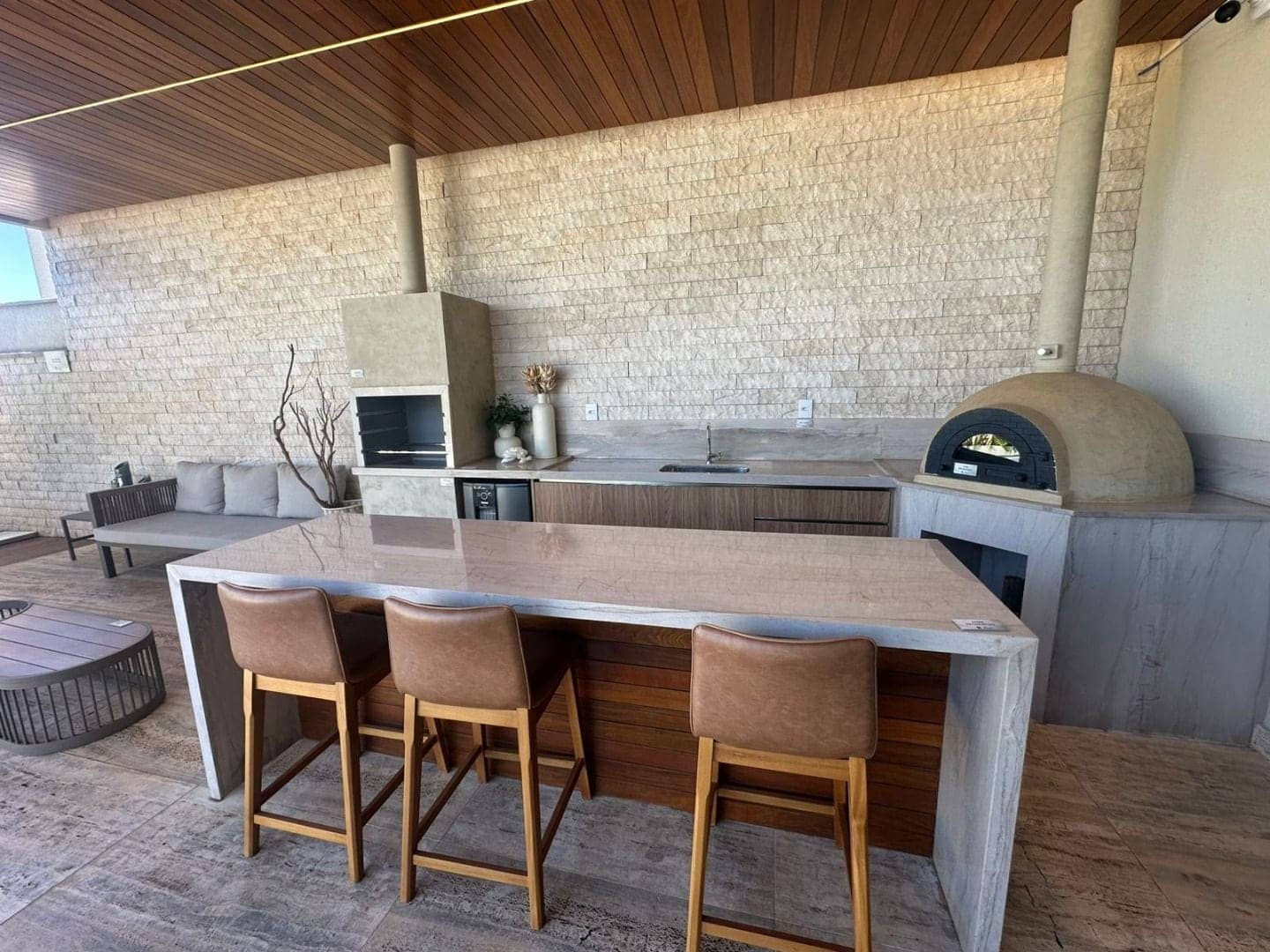 Sobrado com 3 dormitórios à venda, 182 m² por R$ 1.477.000 - Jardins Berlim - Senador Canedo/GO
