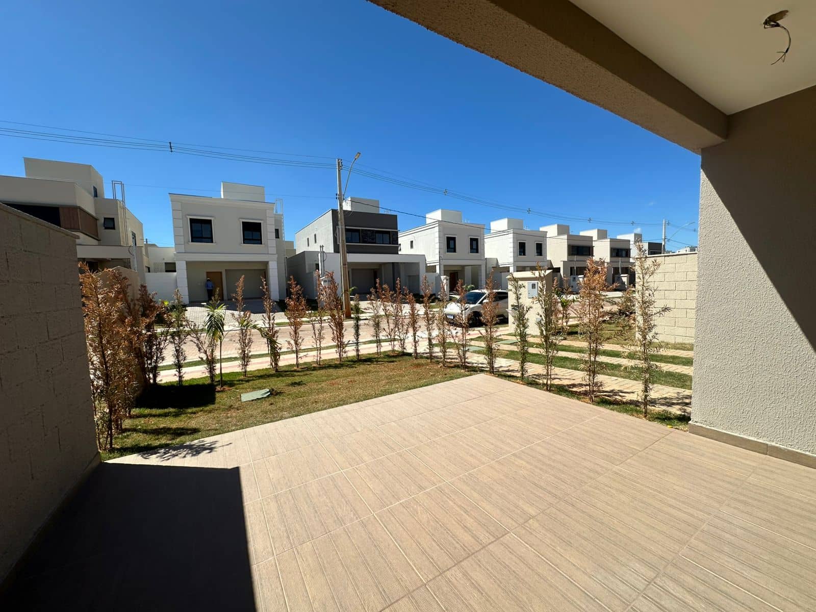 Casa a venda Jardins Lyon com 252 metros em Aparecida de Goiânia - GO
