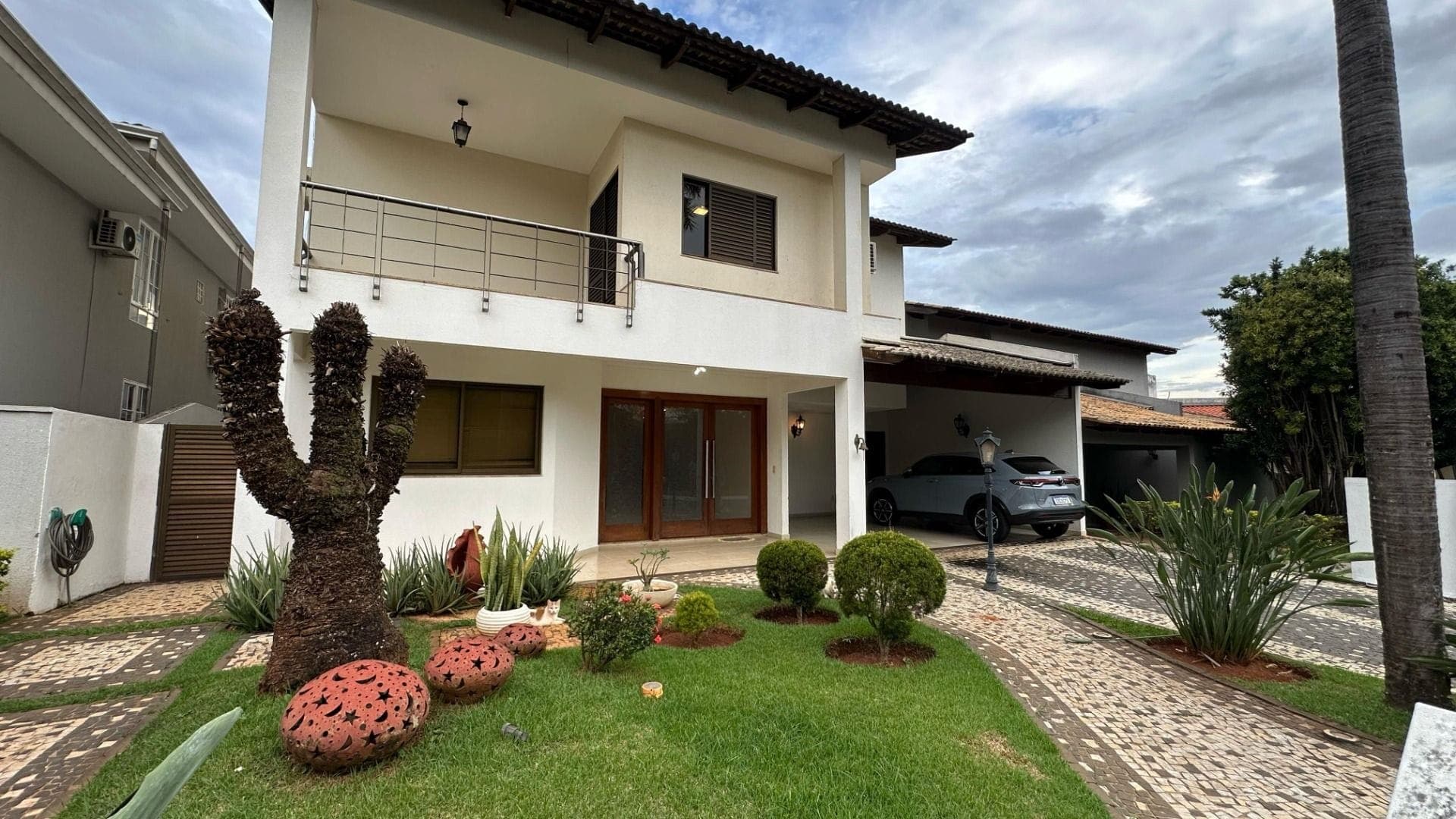 Sobrado com 4 dormitórios à venda, 363 m² por R$ 2.300.000,00 - Jardins Viena - Aparecida de Goiânia/GO