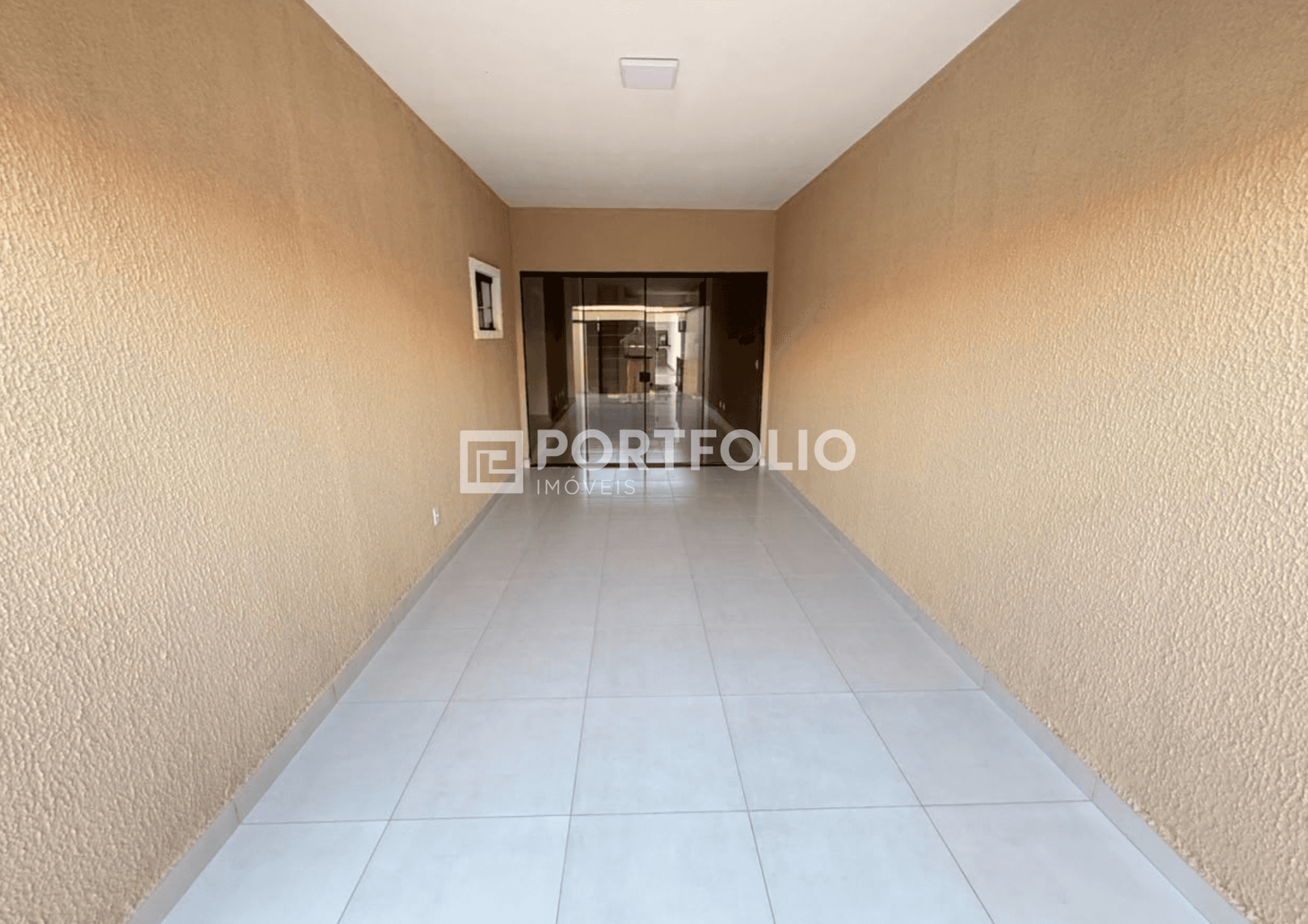 Casa à venda com 3 quartos/ 1 suíte no Setor Três Marias, Goiânia, GO