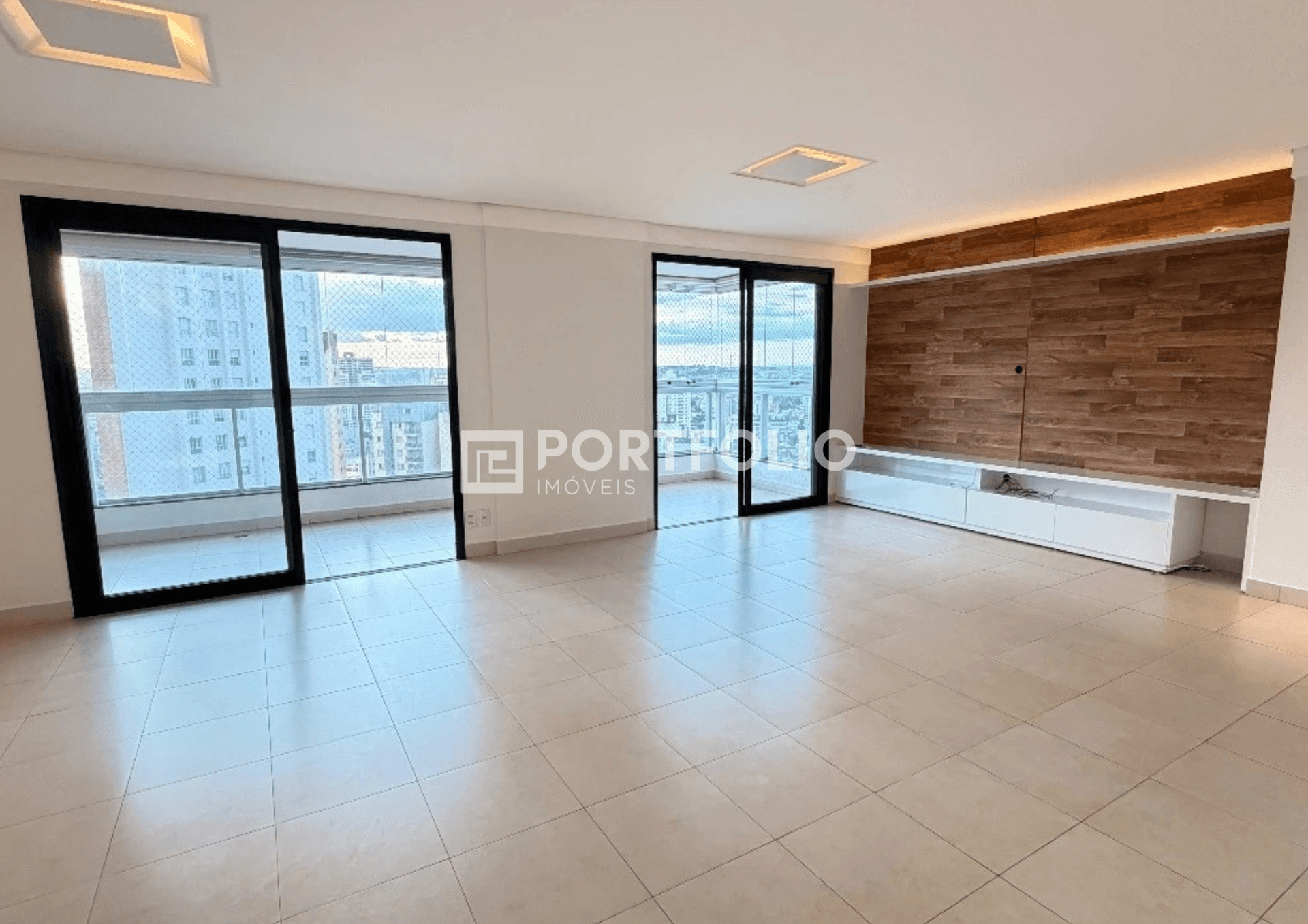Apartamento à venda 4 suítes no Setor Oeste, Residencial La Vie En Rose, Goiânia.