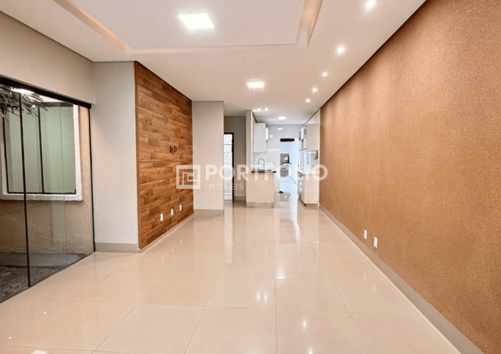 Casa à venda com 3 quartos/ 1 suíte no Setor Três Marias, Goiânia, GO