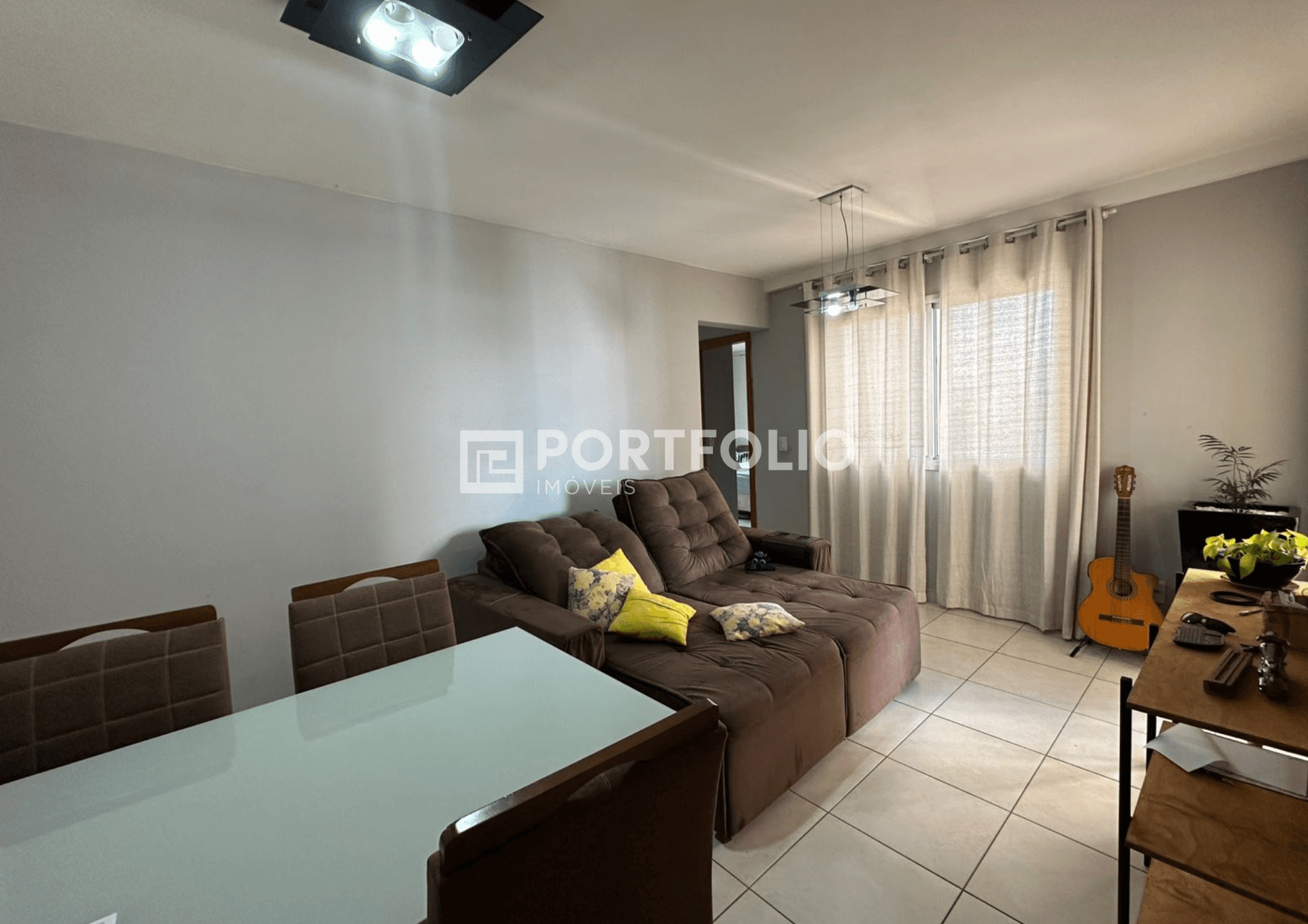 Apartamento à venda com 2 quartos/ 1 suíte no Plaza de Espana, Parque Amazônia, Goiânia, GO