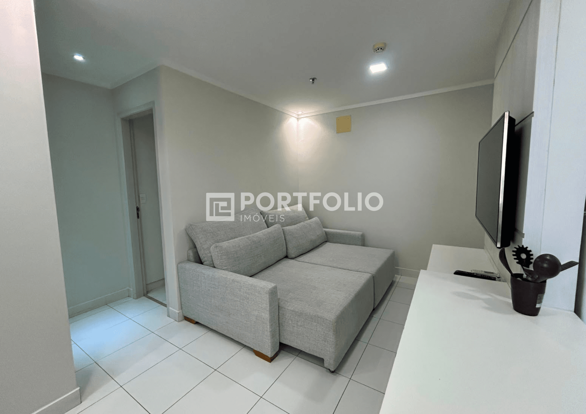 Flat mobiliado para locação com 2 quartos no Metropolitan Mall, Jardim Goiás, Goiânia