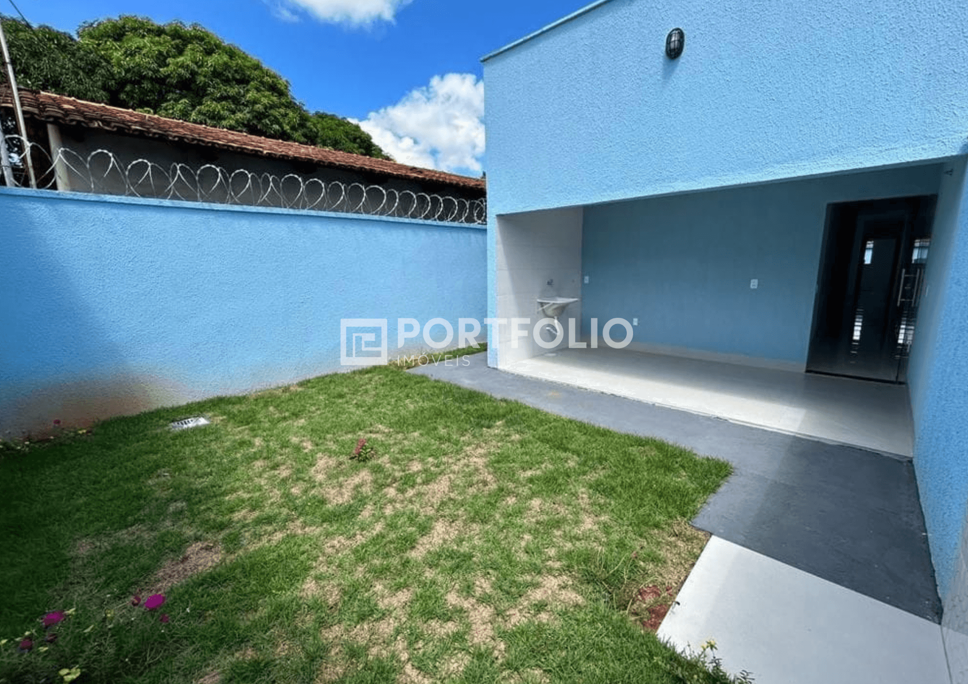 Casa à venda com 3 quartos sendo 1 suíte no Residencial Itaipu, Goiânia