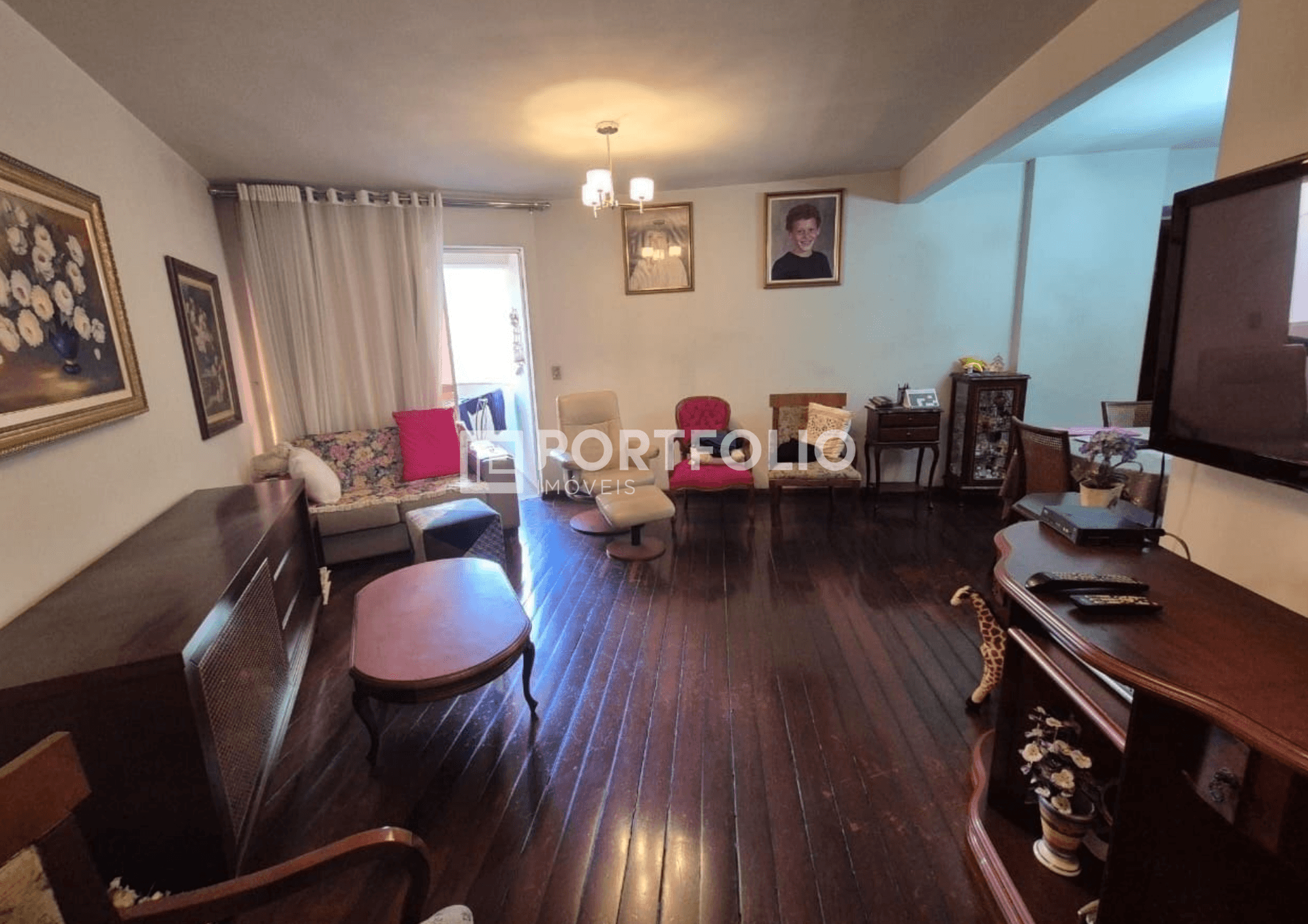 Apartamento à venda com 3 quartos/ 1 suíte no Setor Oeste Goiânia, GO