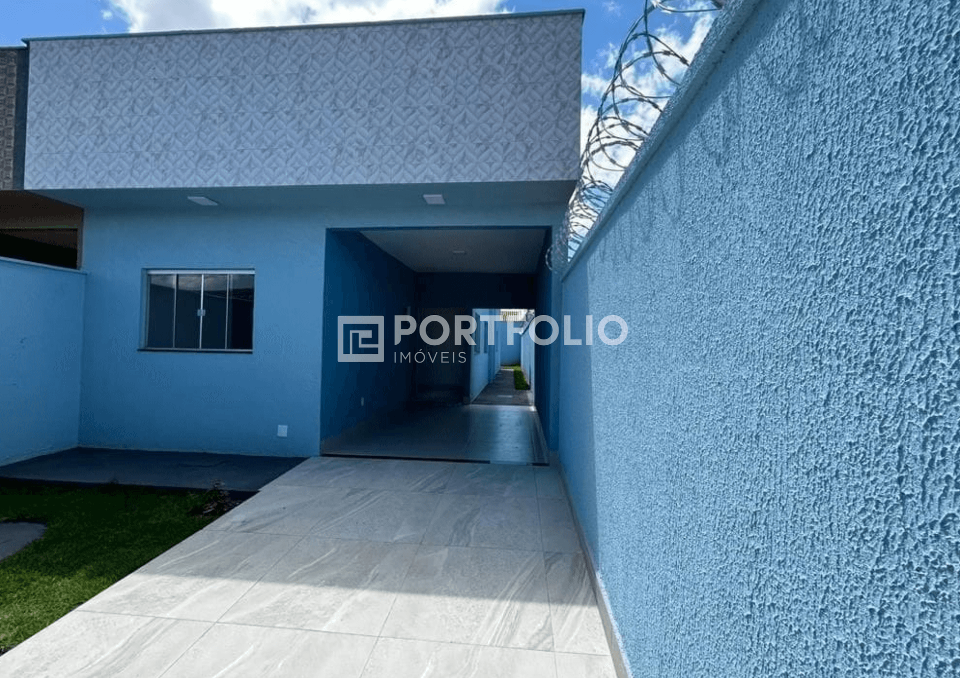 Casa à venda com 3 quartos sendo 1 suíte no Residencial Itaipu, Goiânia