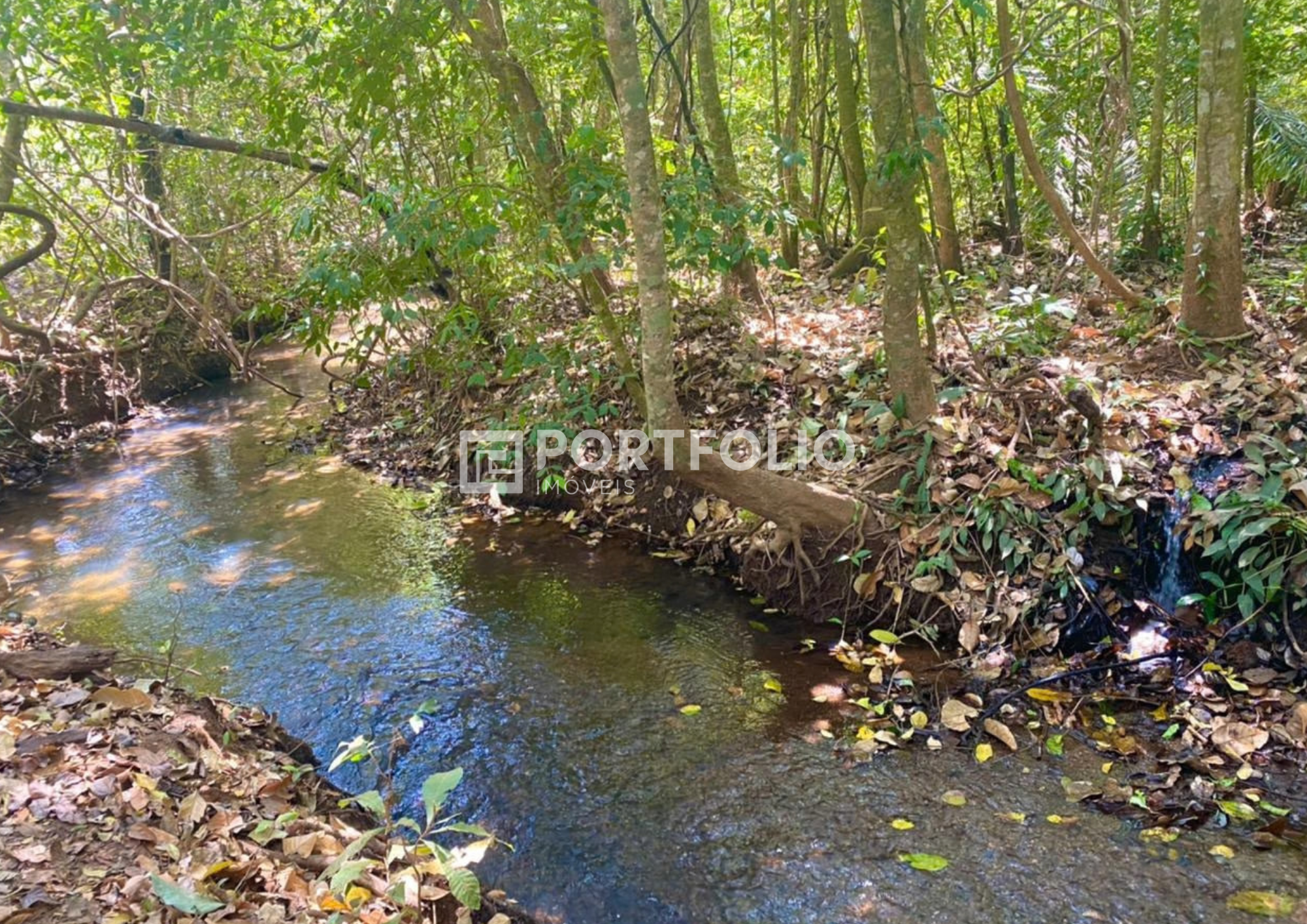 Chácara à venda com 27.000m² em Bela Vista de Goiás, GO