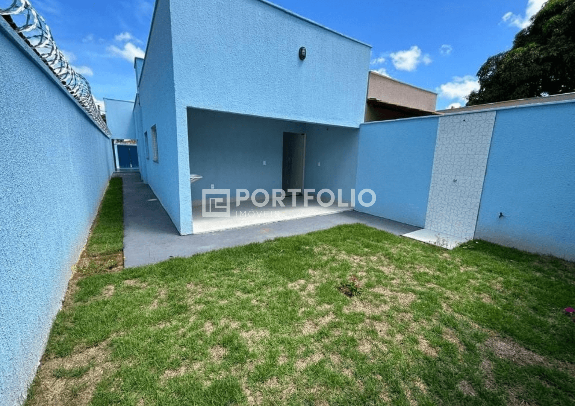 Casa à venda com 3 quartos sendo 1 suíte no Residencial Itaipu, Goiânia