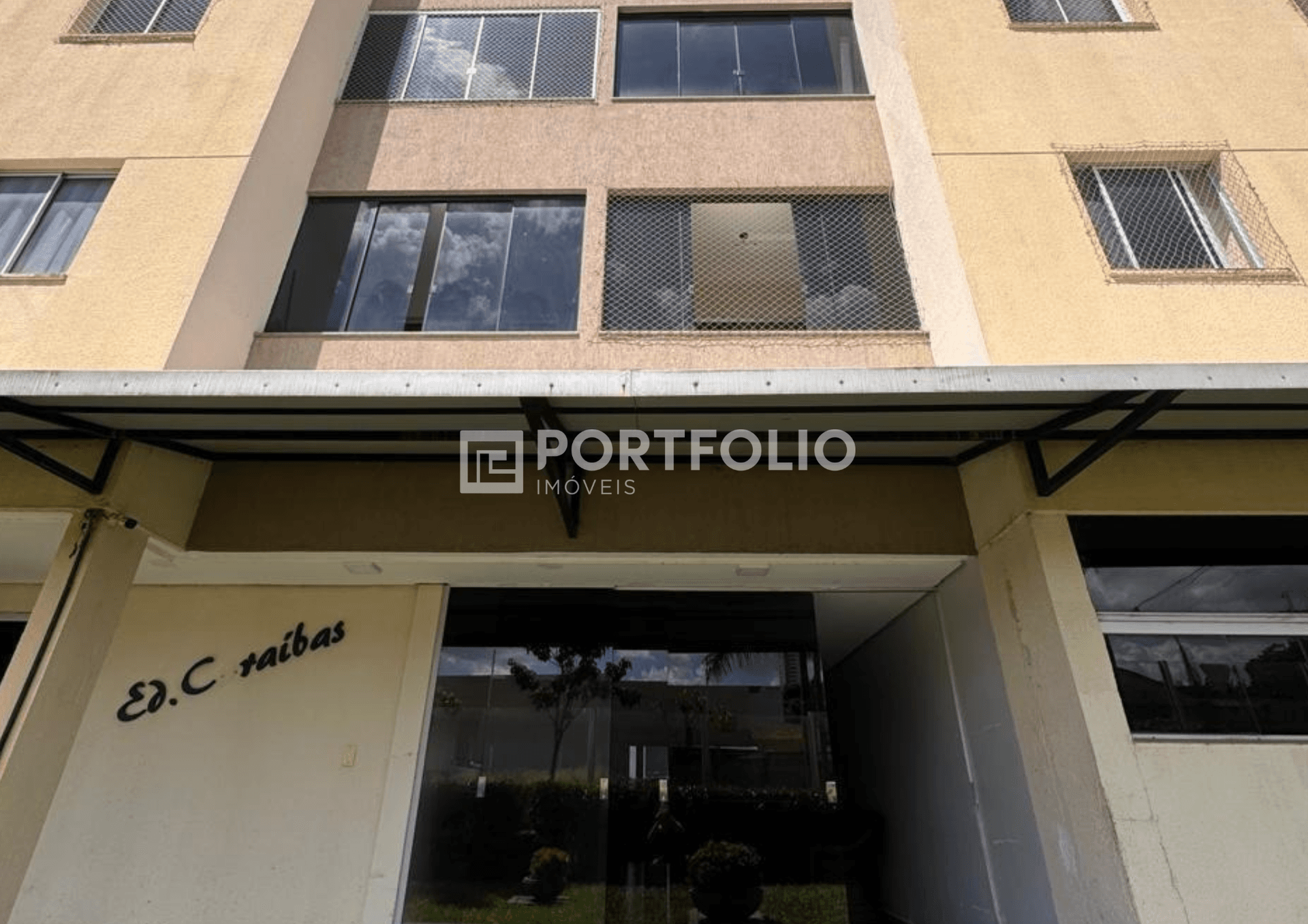 Apartamento à venda com 3 quartos no Jardim Luz, Aparecida de Goiânia, GO