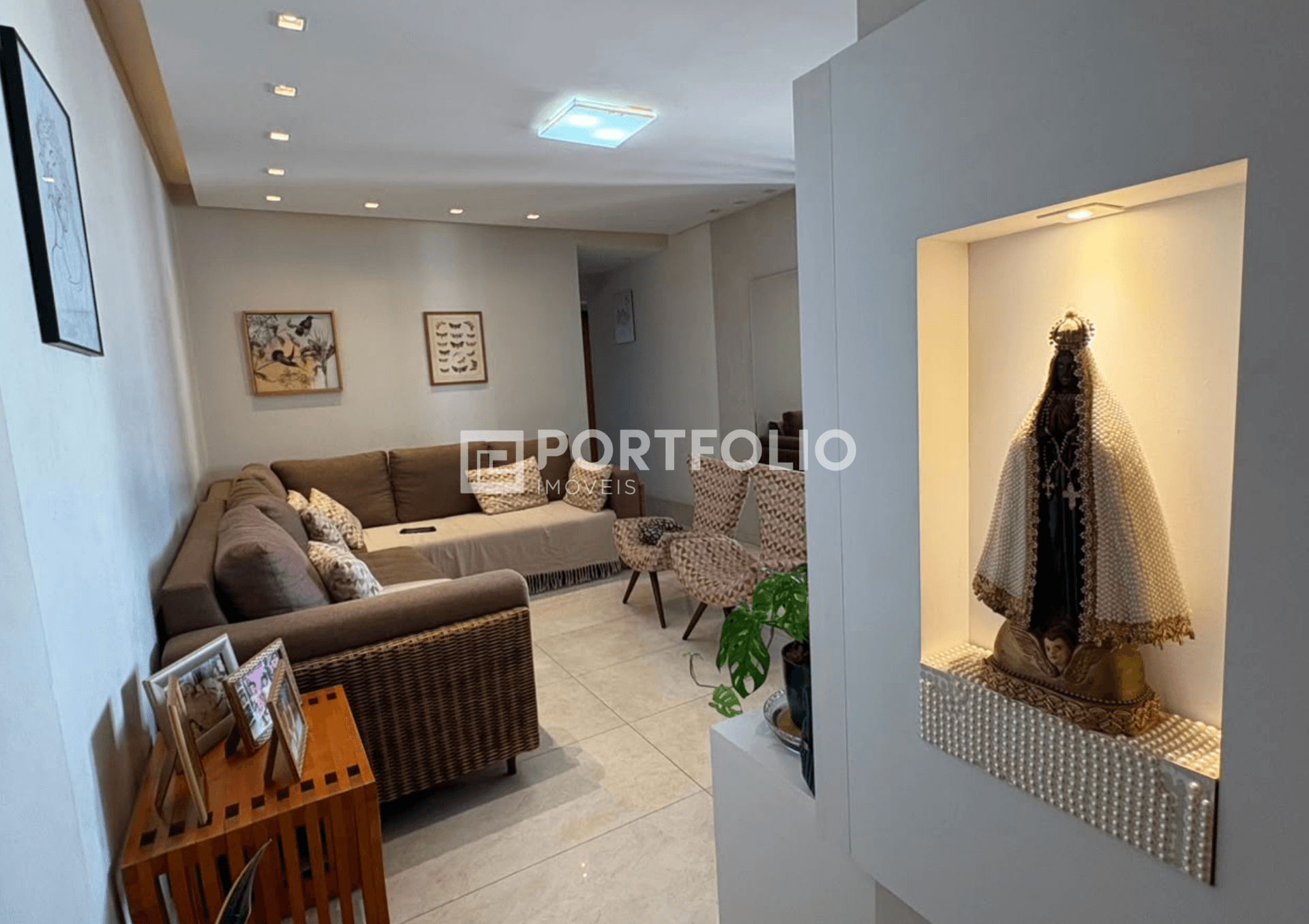 Apartamento mobiliado para locação 3 quartos/ 1 suíte no Parque Amazonia, Goiânia, GO