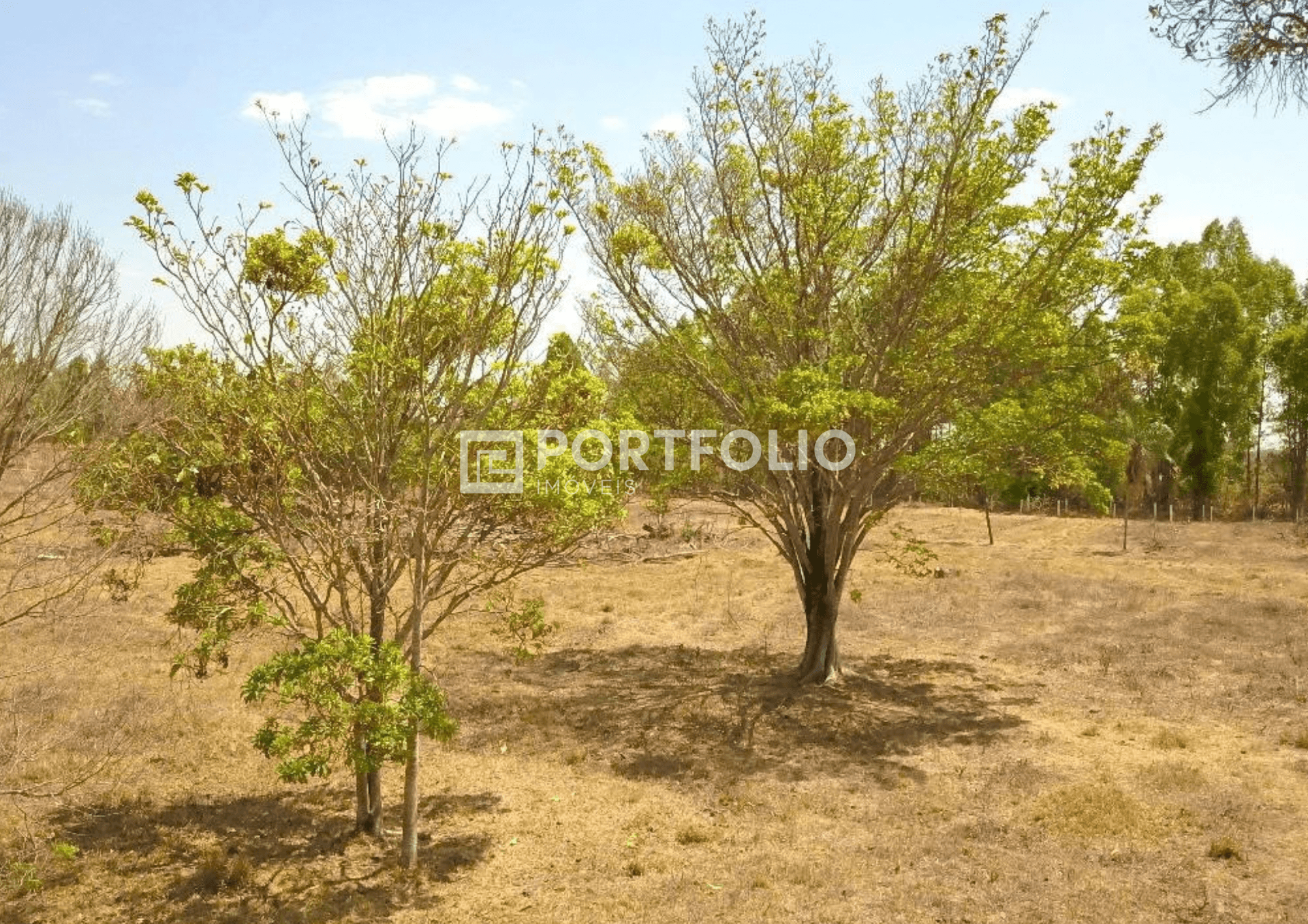 Chácara à venda com 27.000m² em Bela Vista de Goiás, GO