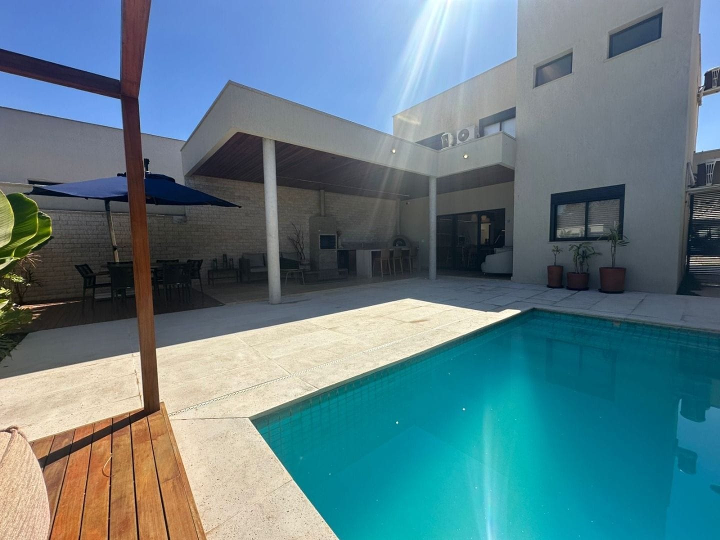 Sobrado com 3 dormitórios à venda, 182 m² por R$ 1.477.000 - Jardins Berlim - Senador Canedo/GO