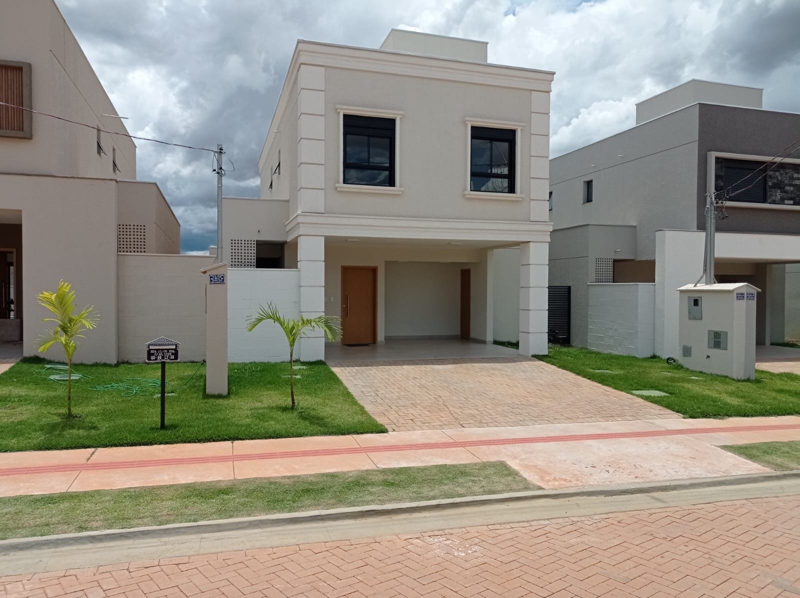 Sobrado à venda, Residencial Jardins Lyon, Aparecida de Goiânia, GO