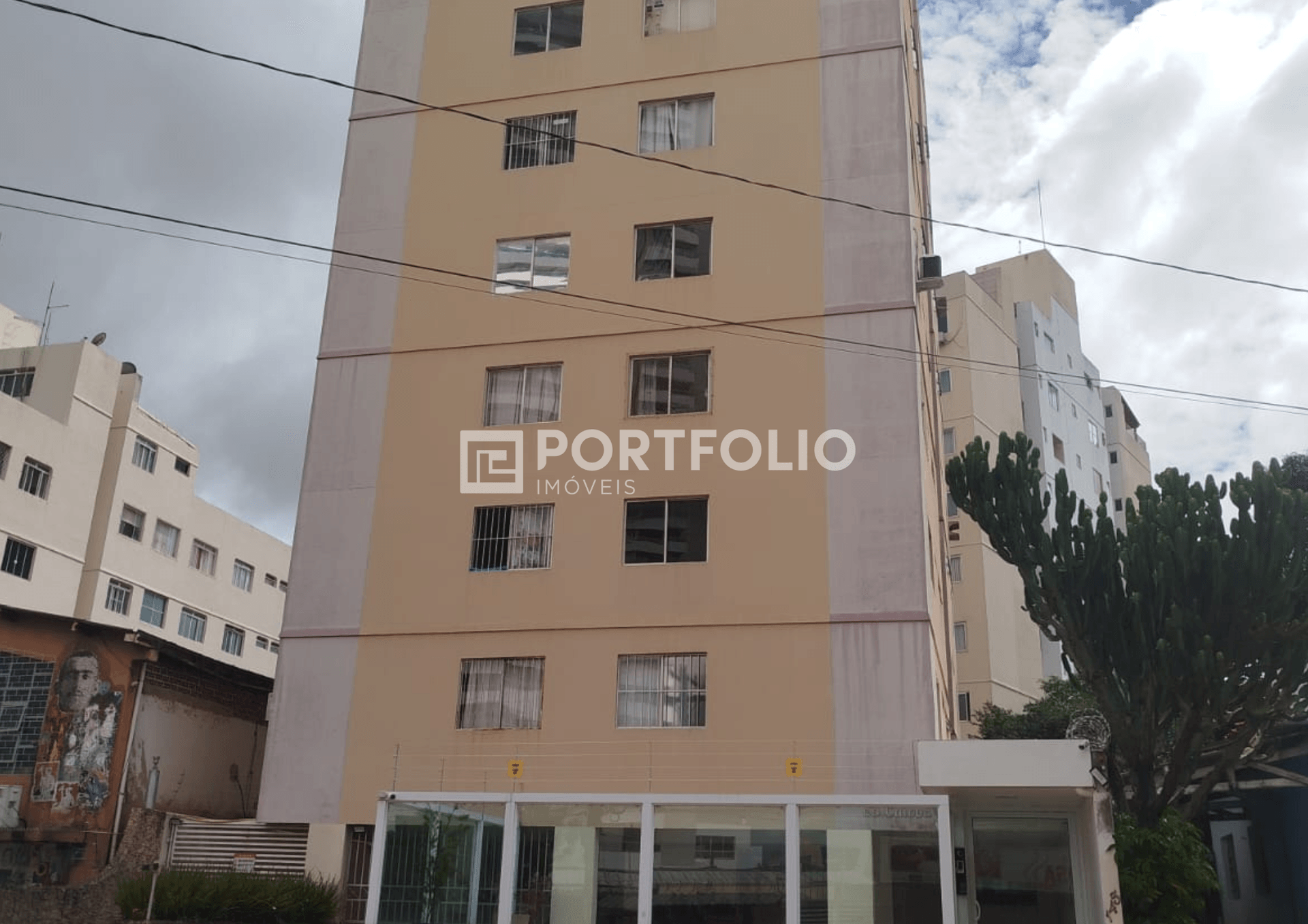 Apartamento à venda com 2 quartos no Setor Universitário, Goiânia, GO