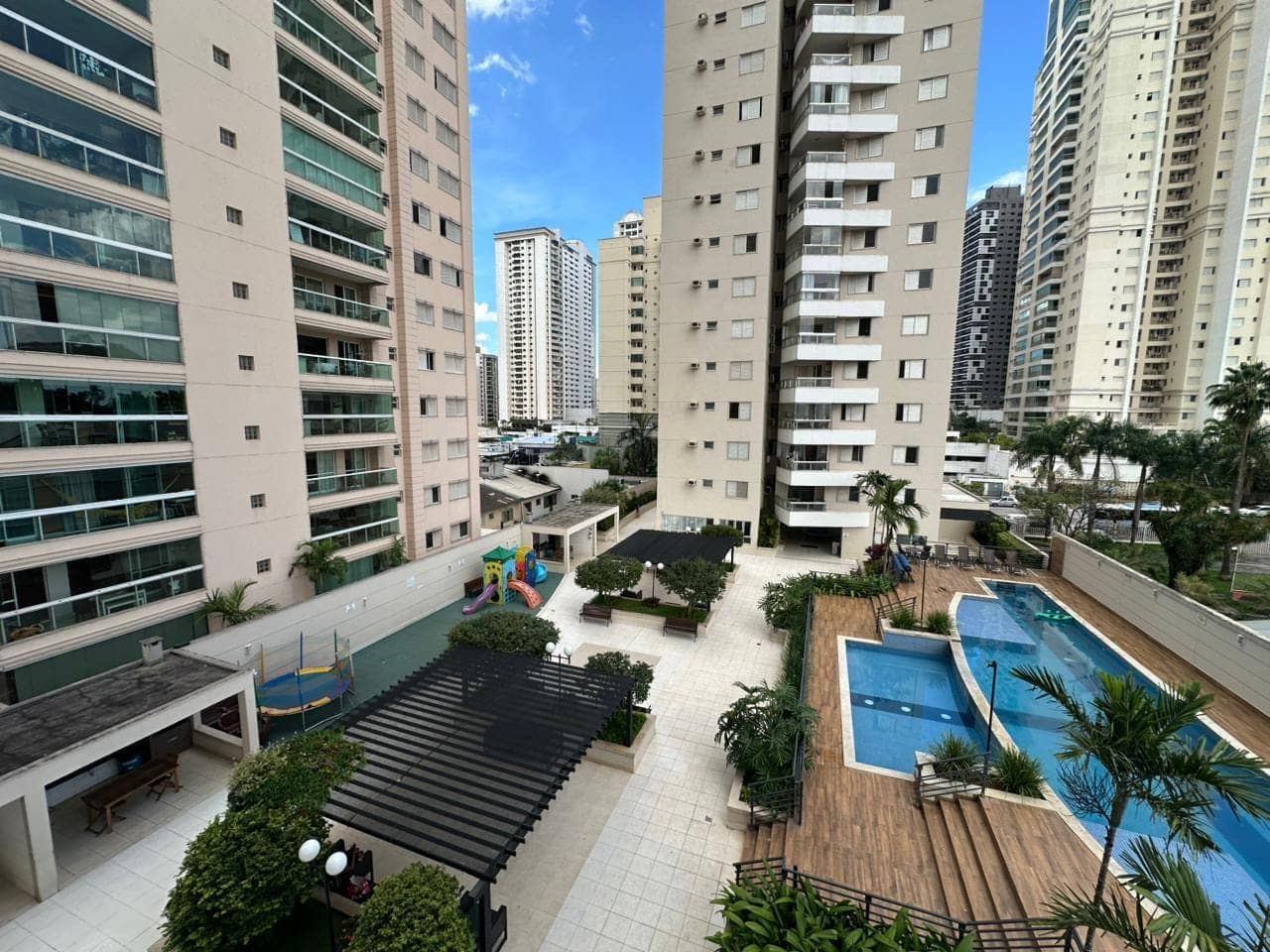 Apartamento à venda, Serrinha, Goiânia, GO