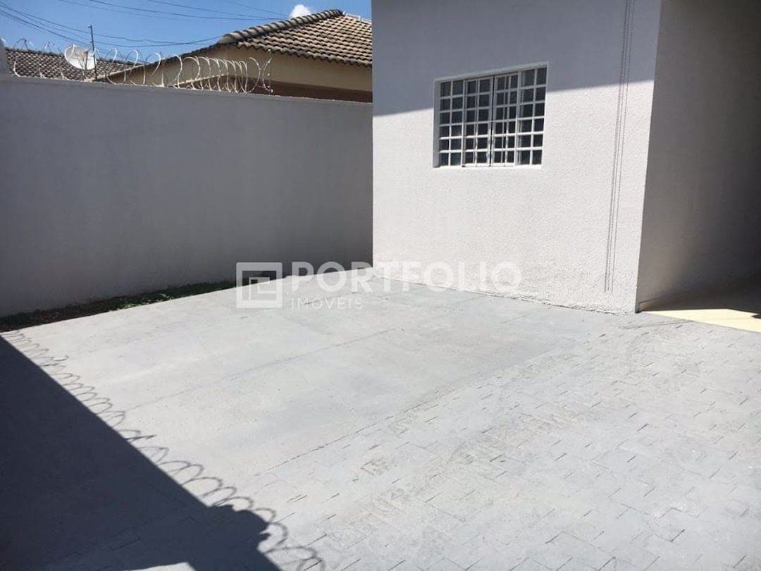 Casa à venda com 4 quartos/ 2 suítes no Moinho dos Ventos, Goiânia, GO