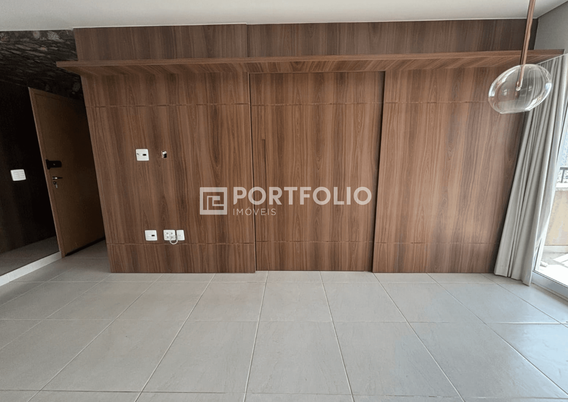 Apartamento à venda com 2 quartos/ 1 suíte no Setor Vila Rosa, Goiânia, GO