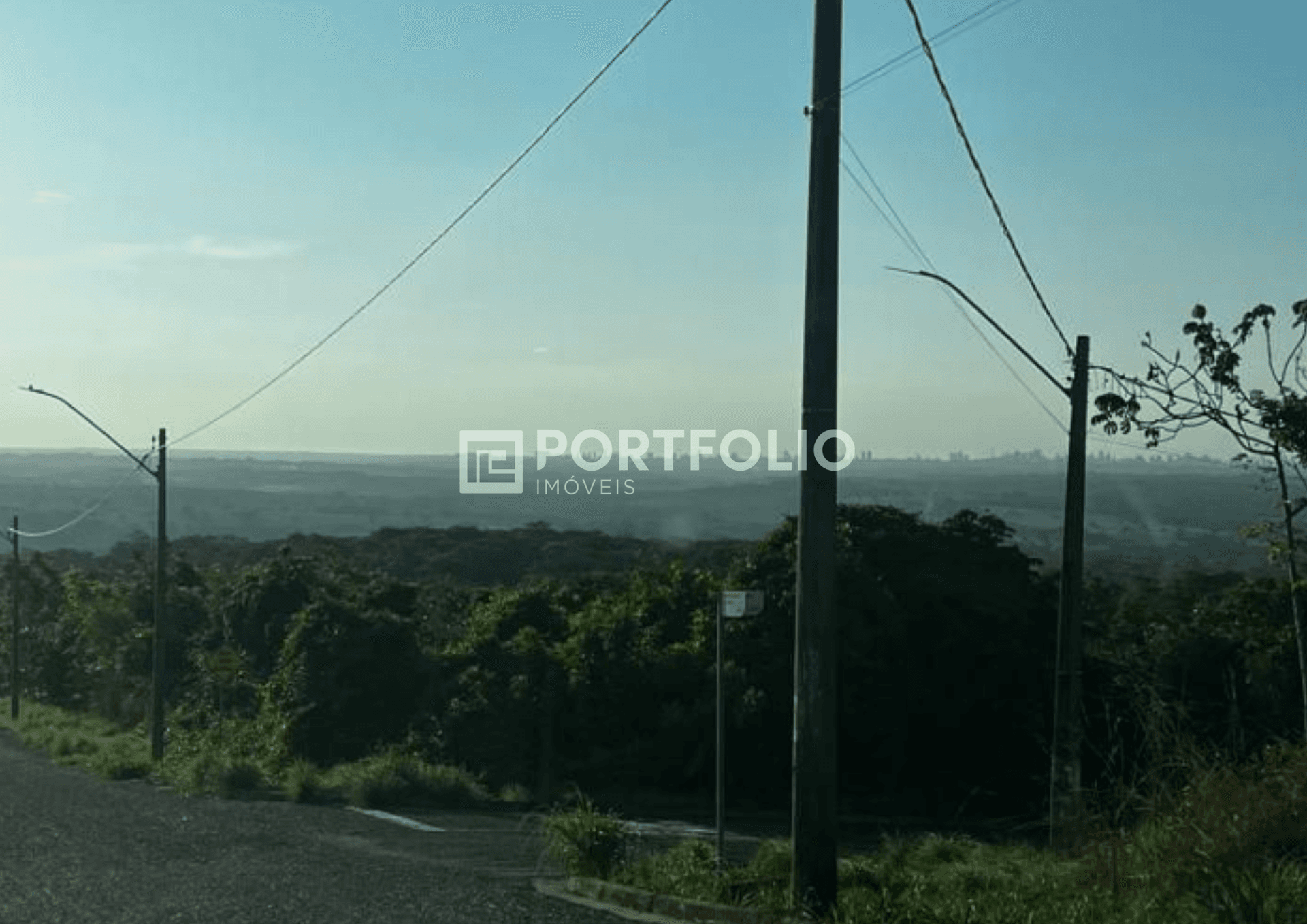 Lote à venda de esquina no Mansões Morumbi, Senador Canedo, GO