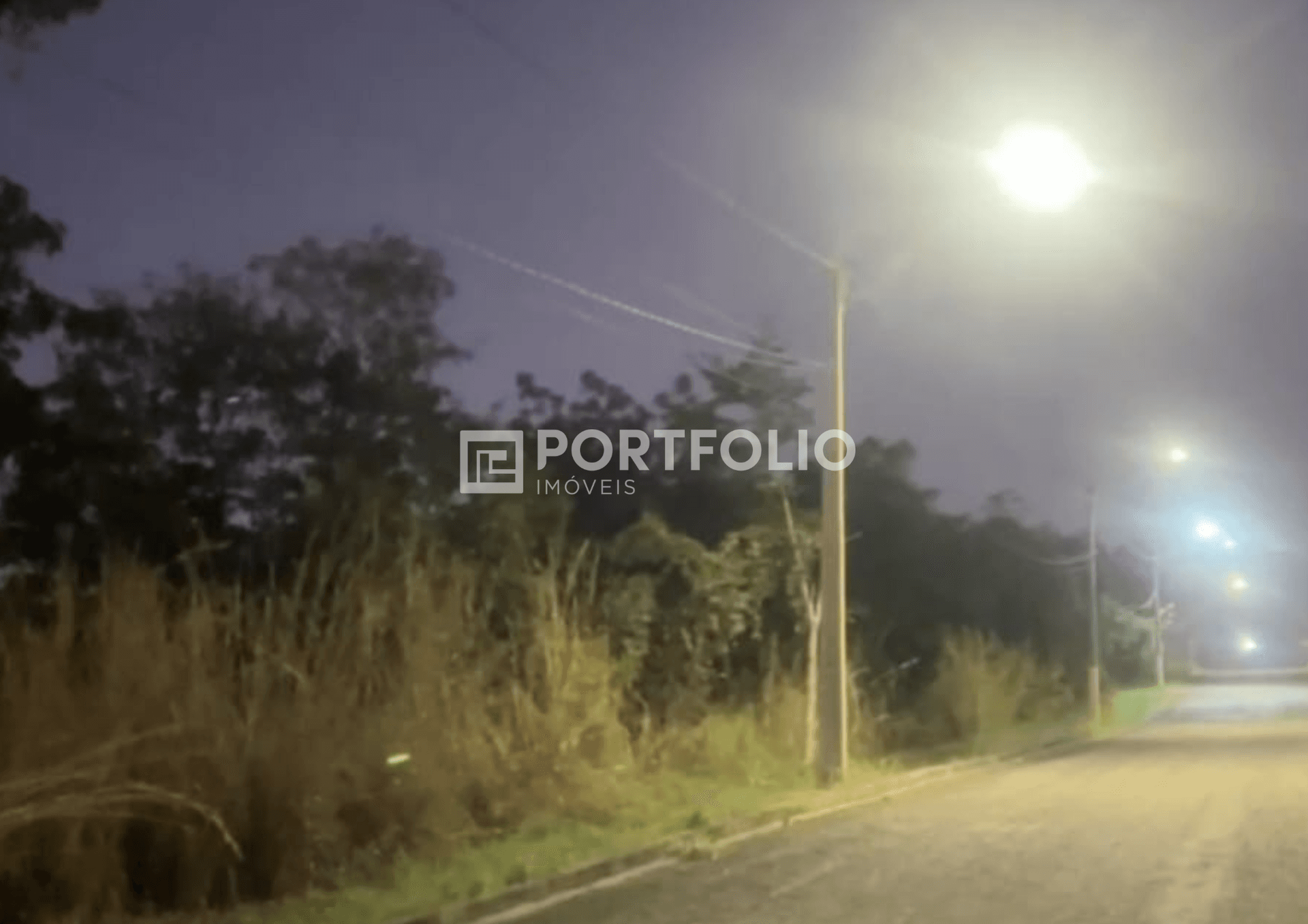 Lote à venda de esquina no Mansões Morumbi, Senador Canedo, GO