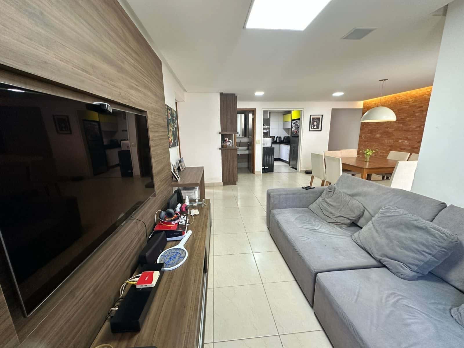Apartamento à venda, Serrinha, Goiânia, GO
